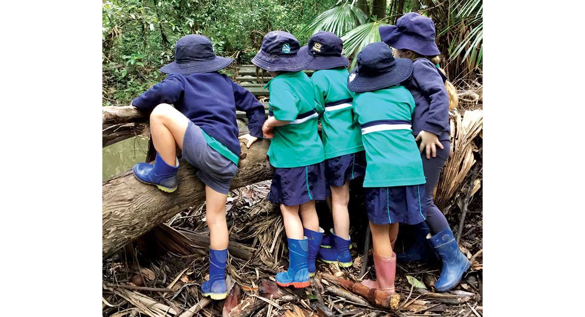 Flinders Early Learning students in nature