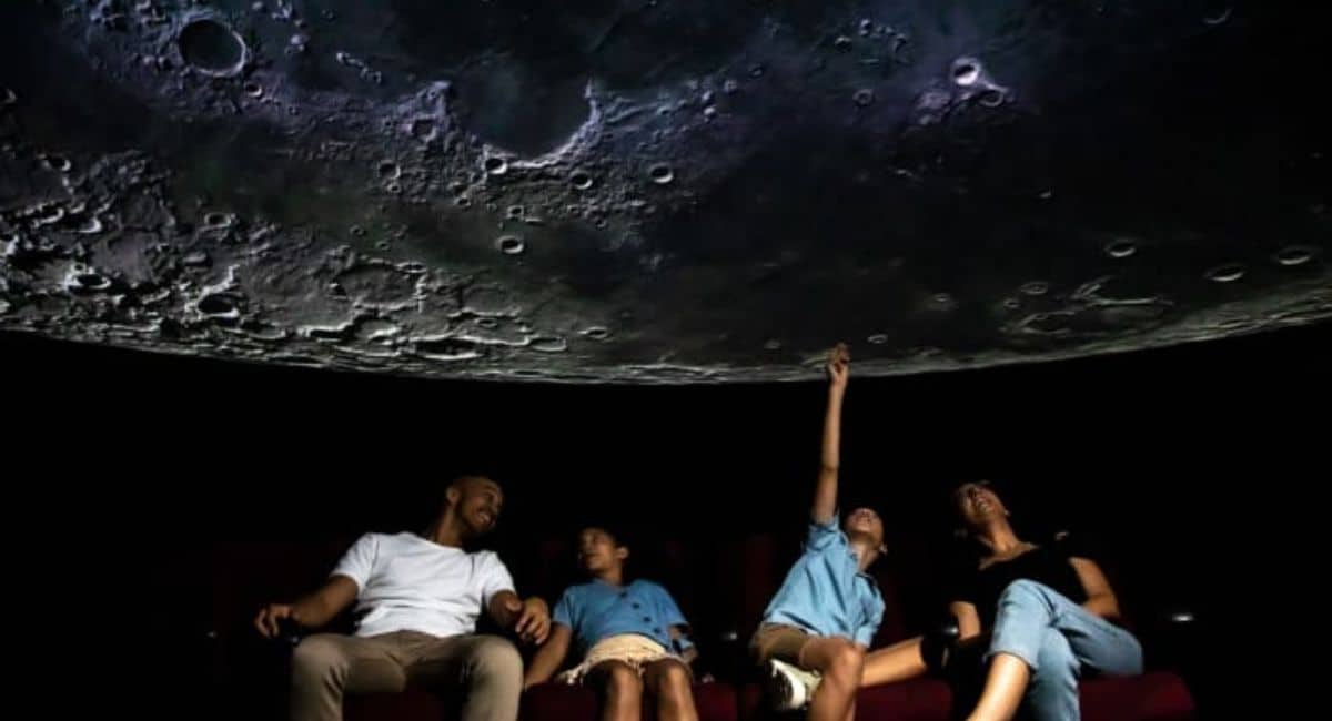 Afternoon Live @ Planetarium