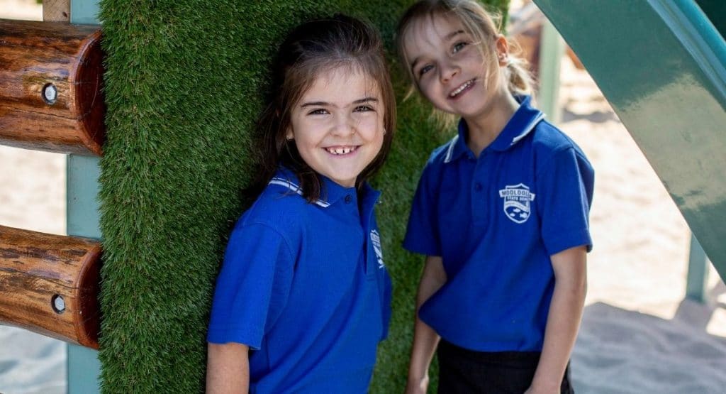 Mooloolaba State School - Smiling Students 