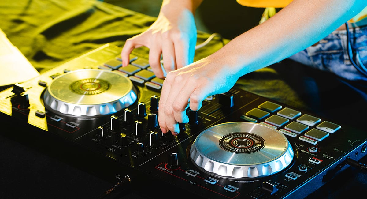 DJ party in the park