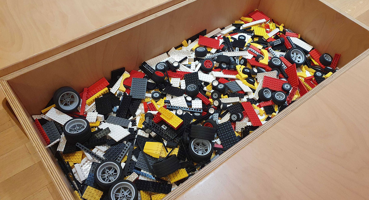 Built-For-Speed-Ipswich-Art-Gallery-Lego box