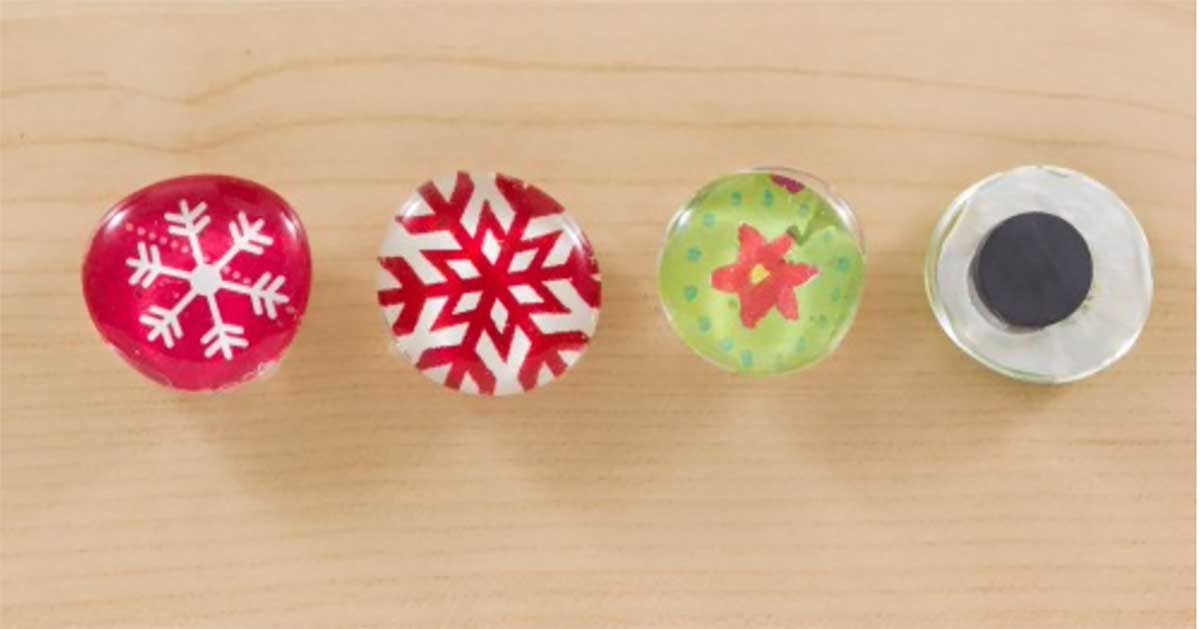 Wrapping paper craft - paper magnets