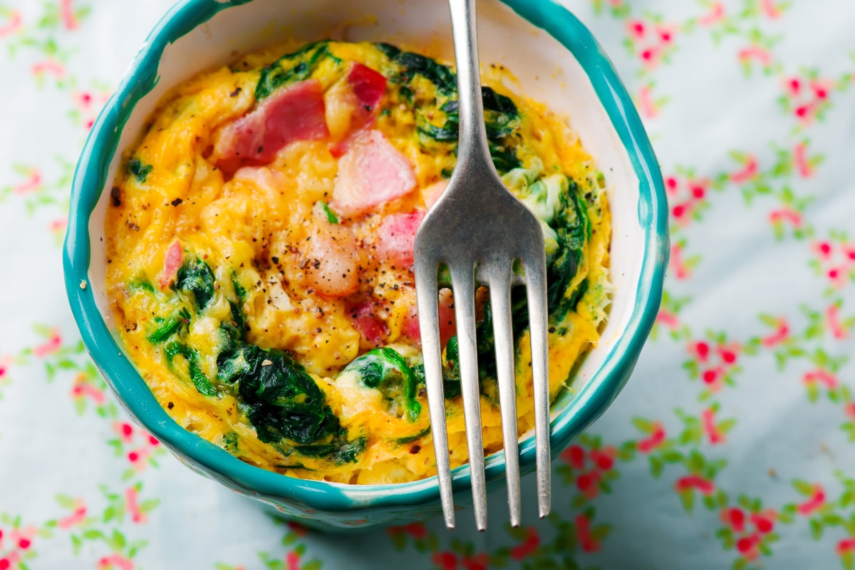 spinach and cheese quiche in a mug