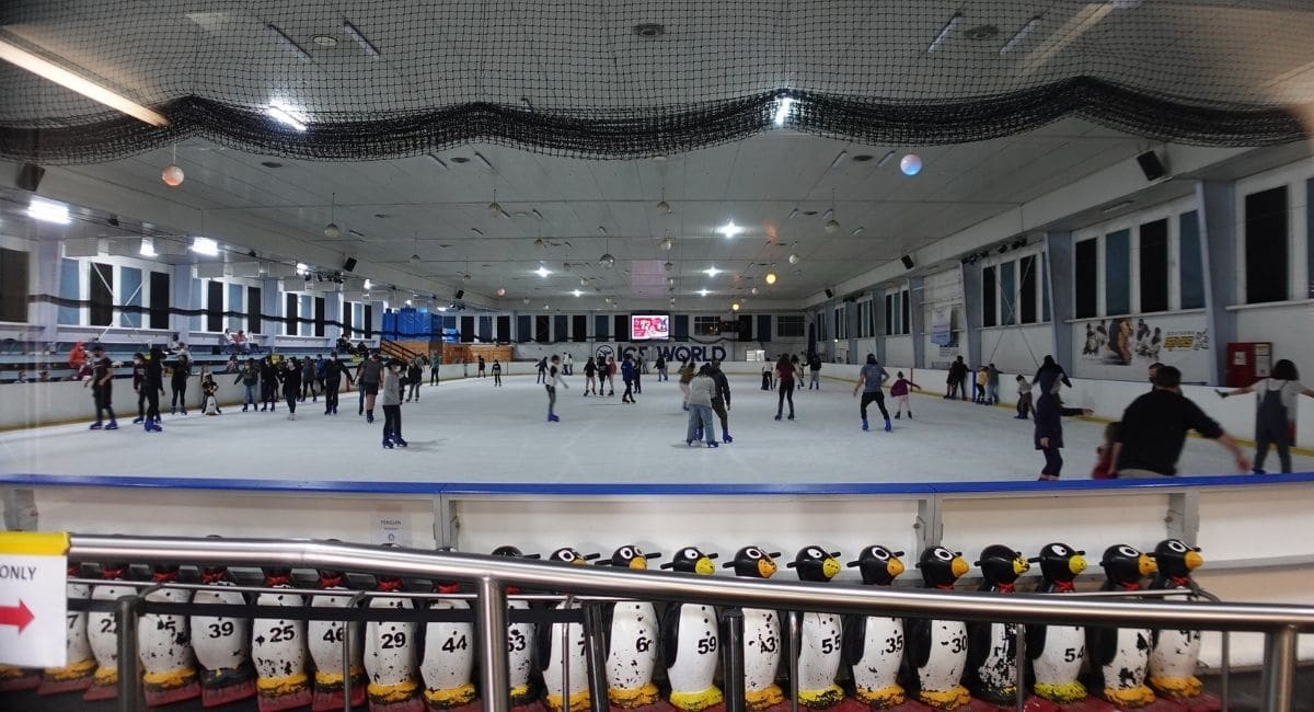 Iceworld School Holiday Public Sessions