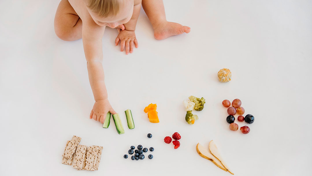 Baby Led Weaning – what is it and is it right for my baby?