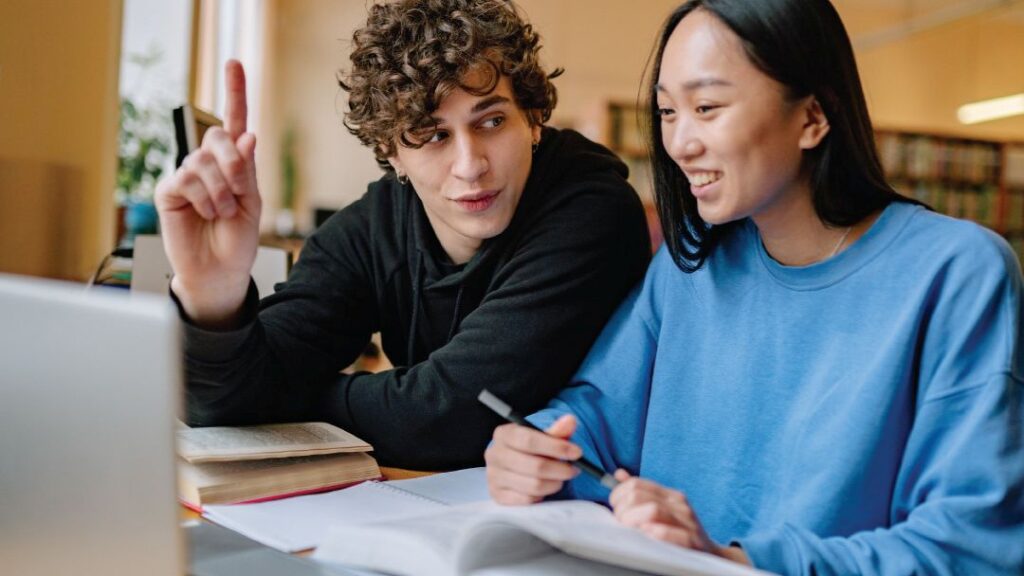 1218_twotutors_extracurricularguide_hero | Kids in Brisbane, Gold Coast, Sunshine Coast | Kotc Two Tutors
