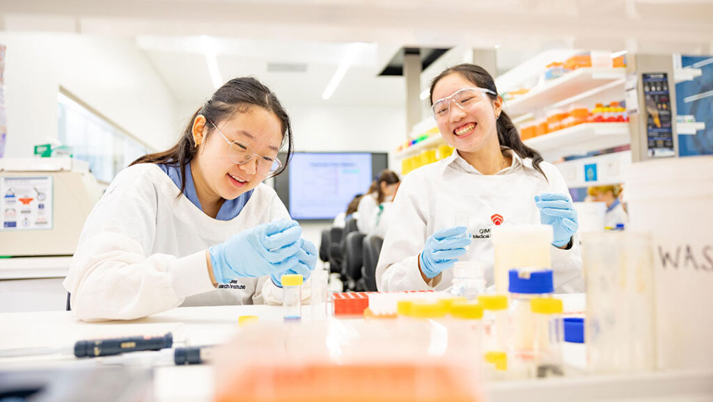 Qaciibprogrammescience | Kids in Brisbane Gold Coast Sunshine Coast | Kotc Students in the Science Lab at Qaci's IB Programme