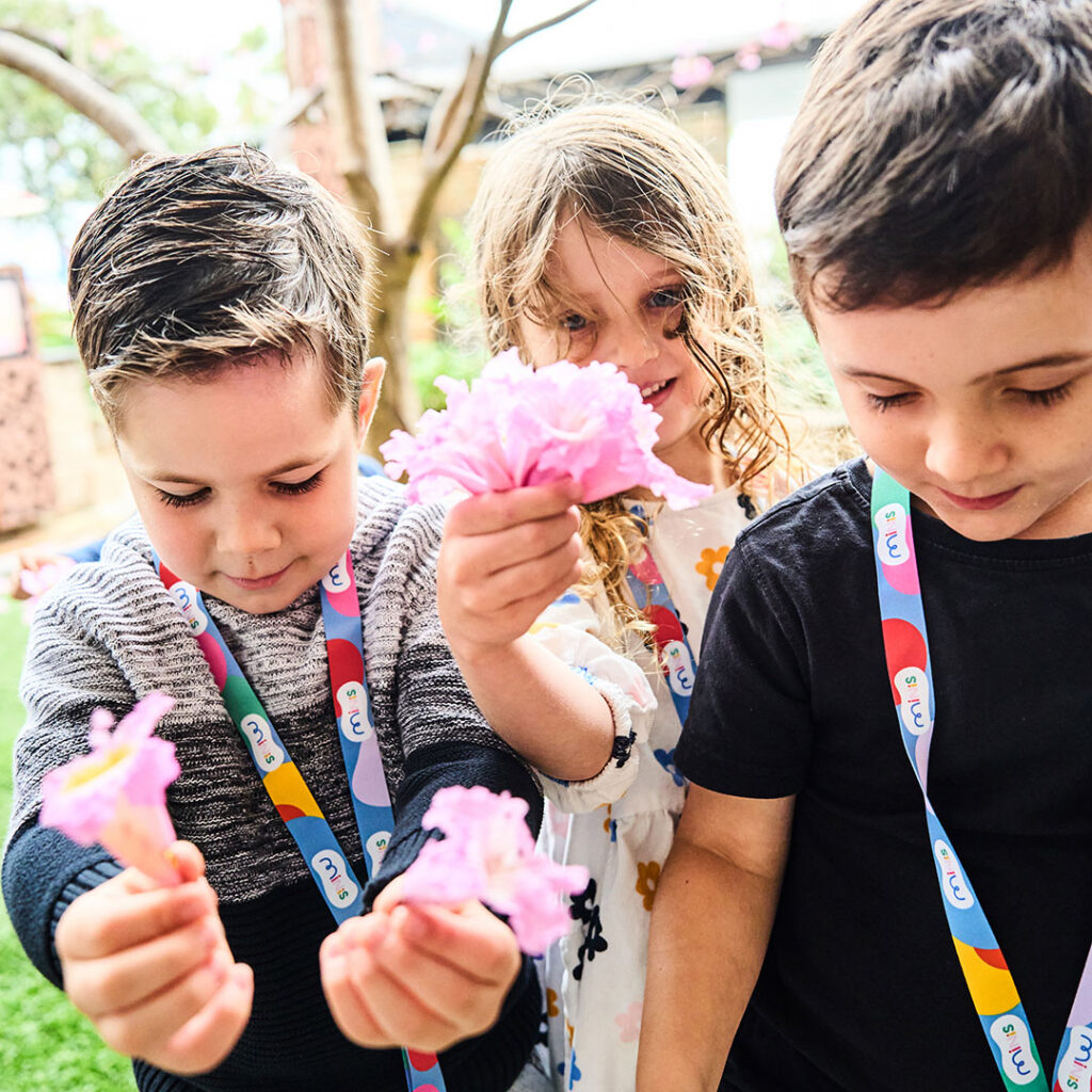 Kids Playing with Flowers at Kawana Shoppingworld Minis Club