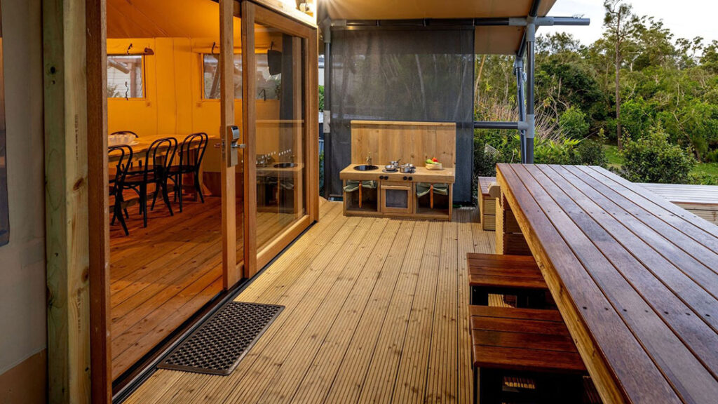 Glamping-gold-coast_big4 | Kids in Brisbane, Gold Coast, Sunshine Coast | Kotc Outdoor Kitchen in the Cabins at Big4 Glamping on the Gold Coast