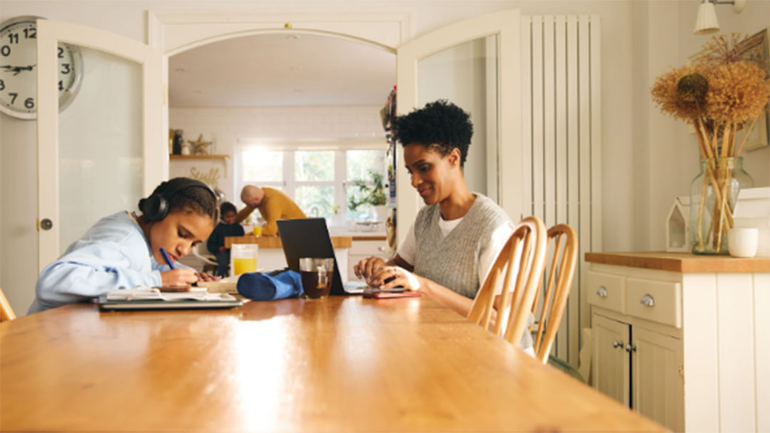 Upskilling Made Simple: 6 Tips for Busy Mums