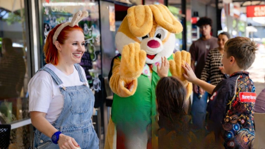 See the Easter Bunny at Cleveland Central