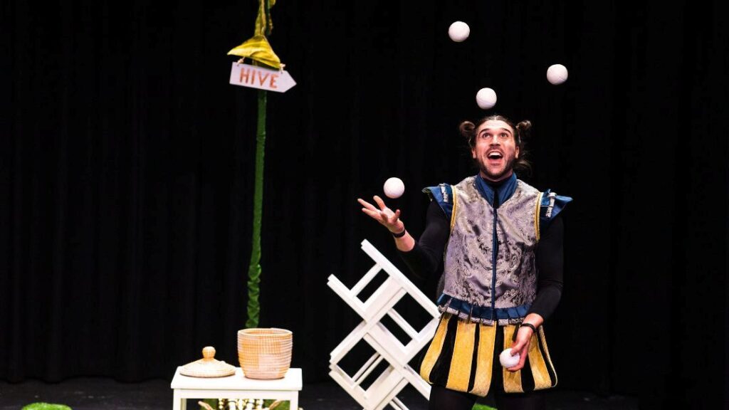 0526_qpac_abeestory3 | Kids in Brisbane, Gold Coast, Sunshine Coast | Kotc a Bee Story