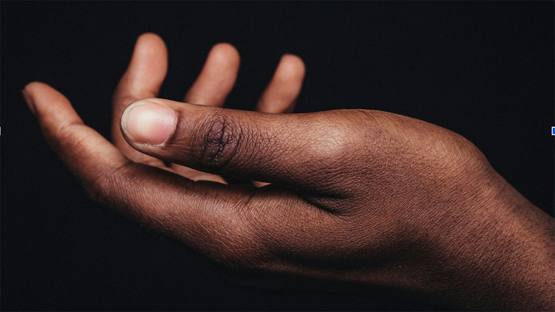 Side-view-of-persons-hand | Kids in Brisbane, Gold Coast, Sunshine Coast | Kotc Side View of Person's hand