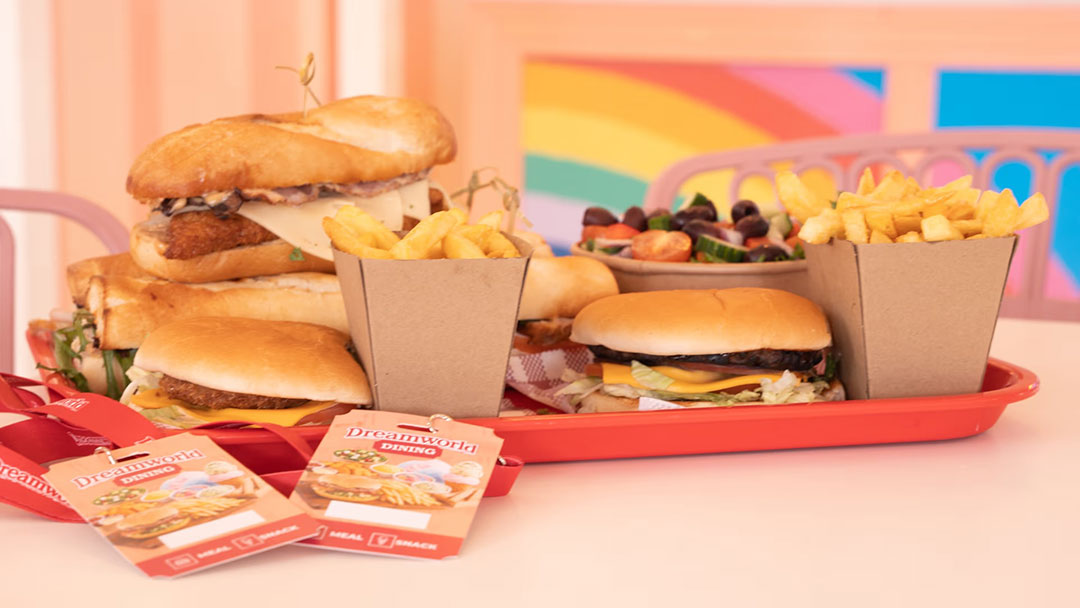 Dreamworld-annual-dining-pass-meal | Kids in Brisbane, Gold Coast, Sunshine Coast | Kotc Tray of Food at Dreamworld and the New Annual Dining Pass Lanyards