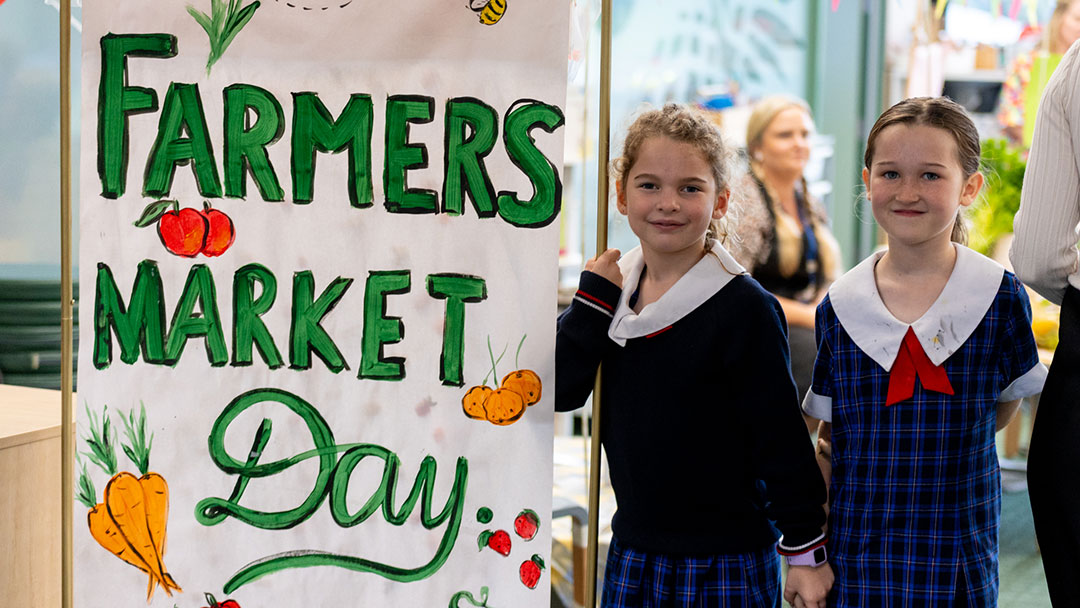Suncoast Christian College Students Running a Farmers Market