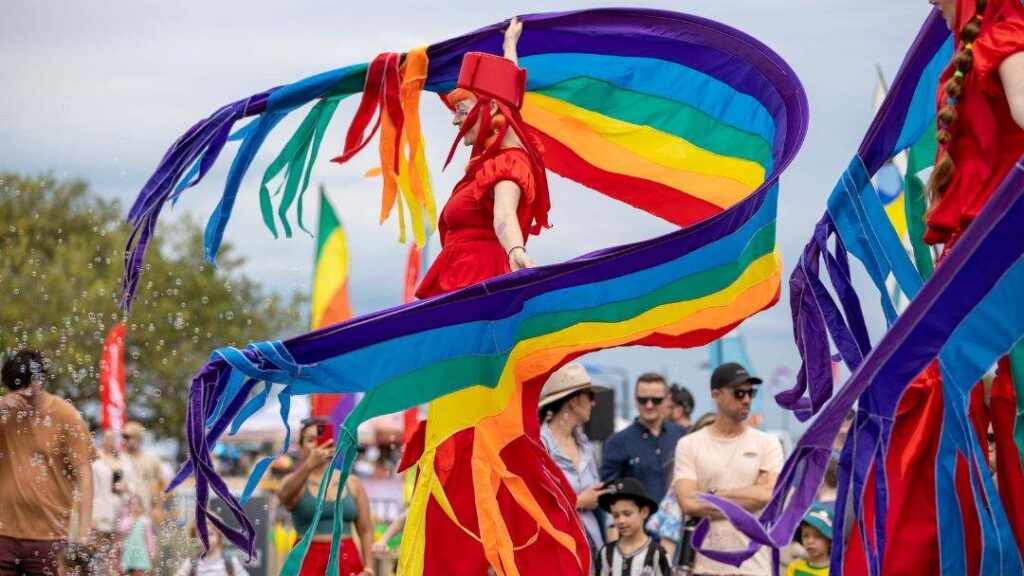 0727_cityofmoretonbay_kitefest3 | Kids in Brisbane, Gold Coast, Sunshine Coast | Kotc Vietjet Redcliffe Kitefest