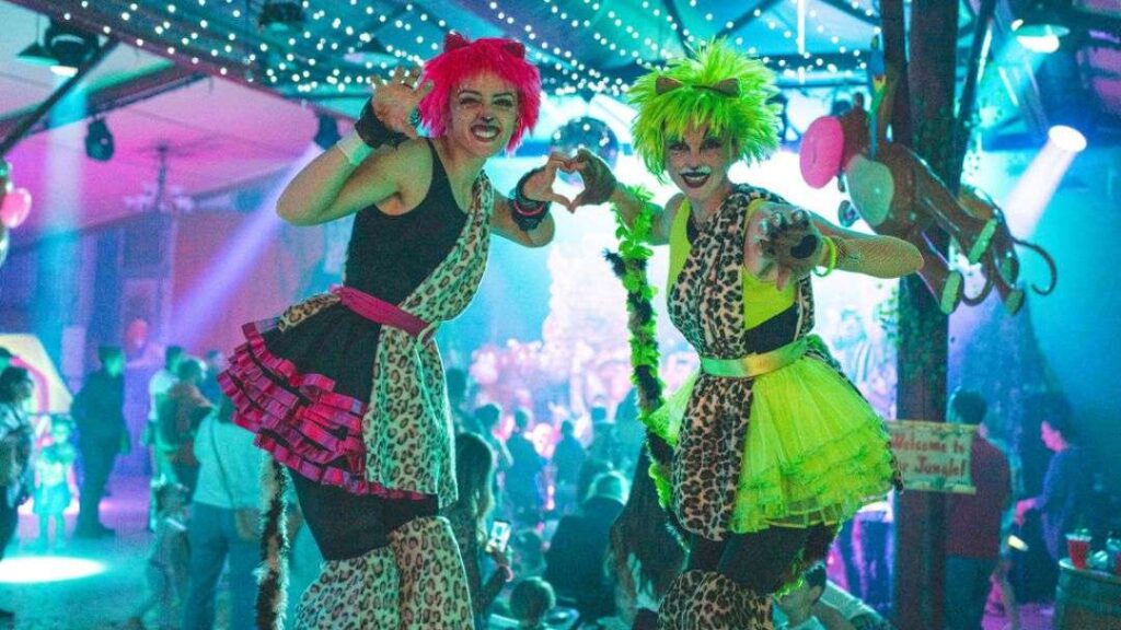 Tiny Humans Dancing: Under the Sea