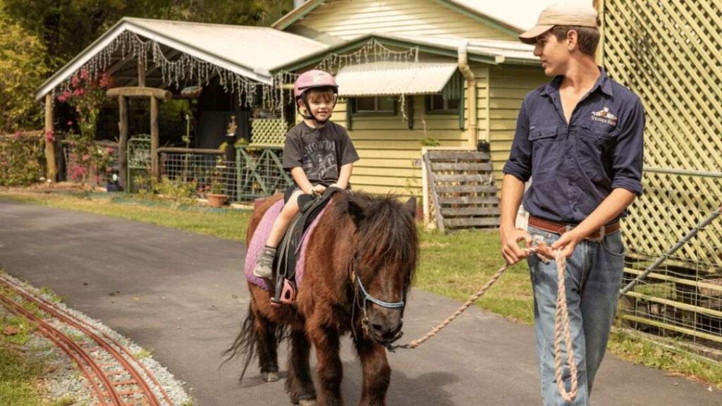 0811_trevenaglen_ponyrides_hero | Kids in Brisbane, Gold Coast, Sunshine Coast | Kotc Spring School Holidays at Trevena Glen