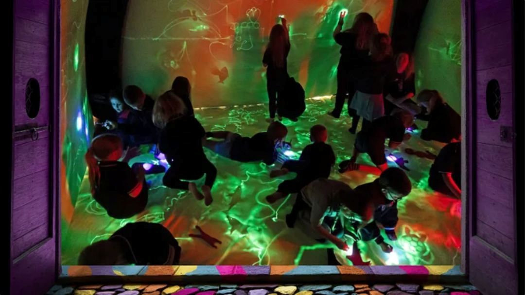 0820_hota_glowtell_hero | Kids in Brisbane, Gold Coast, Sunshine Coast | Kotc Glow & Tell @ Hota
