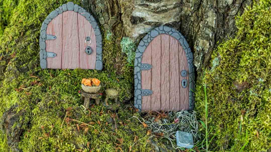 0824_qcentre_fairydoors_hero | Kids in Brisbane, Gold Coast, Sunshine Coast | Kotc Mystical Fairy Doors