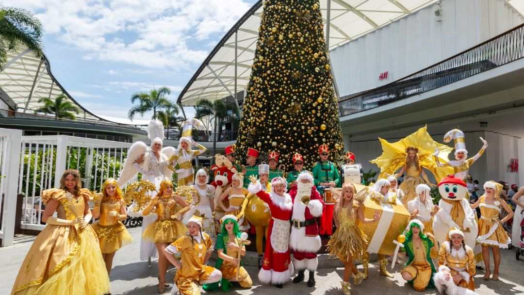 1022_pacificfair_santa_hero | Kids in Brisbane, Gold Coast, Sunshine Coast | Kotc Santa's Arrival